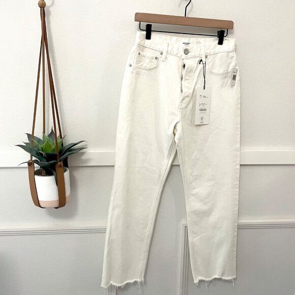 NWT Moussy MV Aurora Wide Straight Crop in White Size 26 - Picture 2 of 9